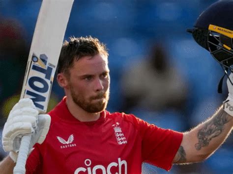 England won the third T20 by scoring 21 runs in the last over