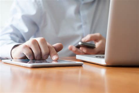 eAudiology: Digital Tools for Hearing Care | Phonak