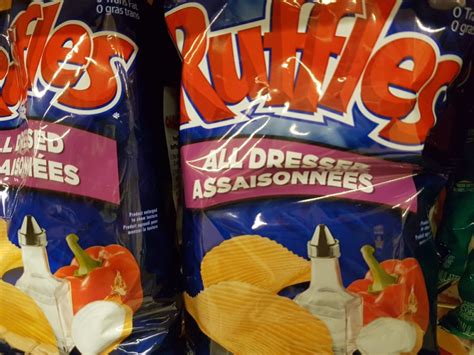 All Dressed Chipsとは何ですか？ - バックパックカナダ🇨🇦