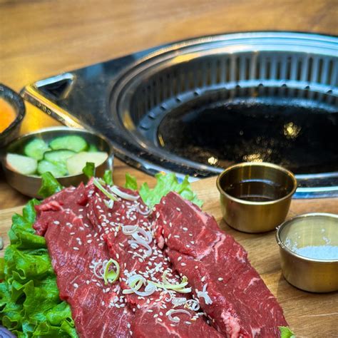 Hanwoo beef and Korean side dishes