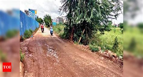 In Keshavnagar, scores await a promised road | Pune News - Times of India