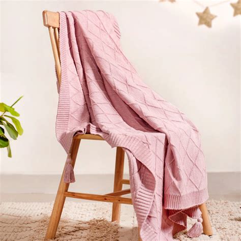 Pastel Pink Diamond Knit Throw For Couch Online - Premium Throw Blanket ...