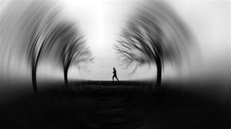 Download wallpaper 3840x2160 silhouette, run, speed, bw, trees 4k uhd ...