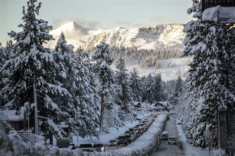 California winter storm brings Sierra snow pack to 10-year-high