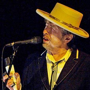 Bob Dylan Net Worth 2022: Money, Salary, Bio - CelebsMoney