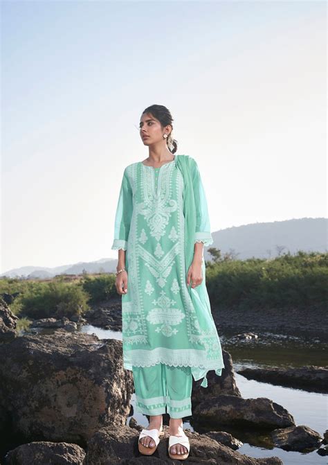 Buy Chanderi Kurta Sets for Women Online | Four Buttons