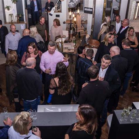 In Store For 的图像结果