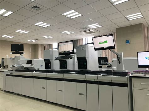 检验科组建迈克F9000X全自动血球流水线 - 特色技术 - 郧西县人民医院