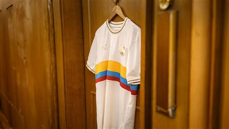 Oficial: La Selección Colombia estrenará su uniforme conmemorativo ...