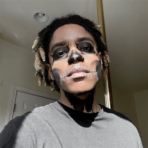 Skull Makeup | Skull makeup, Mens halloween makeup, Skeleton face paint