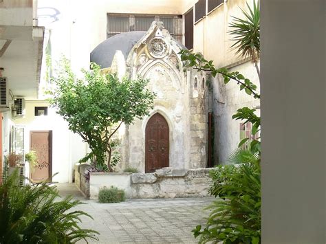 Chiesetta di San Francesco da Paola al Borgo (Taranto) - All You Need ...