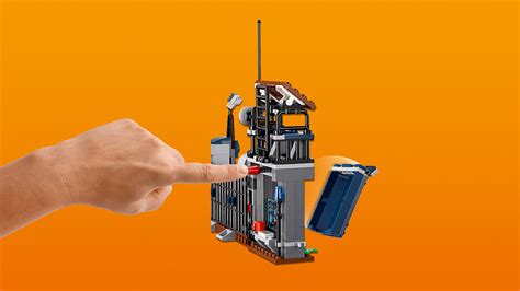 LEGO 75931 Jurassic World Dilophosaurus Outpost Attack Playset ...