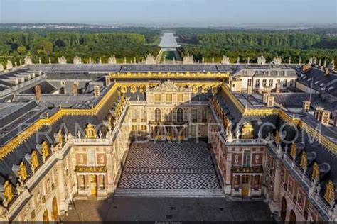 Day trip to Palace of Versailles - Visiting the castle - Francedaytrip