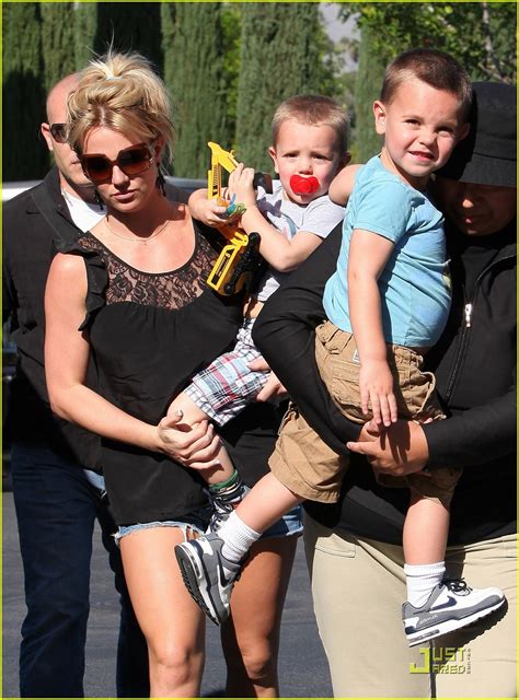 Britney Spears' Sons Check out 'Astroboy': Photo 2307252 | Britney ...