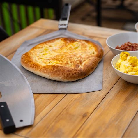 Aluminum Pizza Peel | Grilla Grills