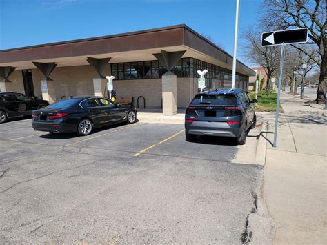 Berkley Library | Berkley, MI | EV Station