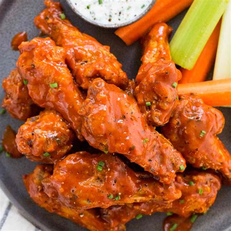 Recipe For Crispy Buffalo Wings In The Oven | Deporecipe.co