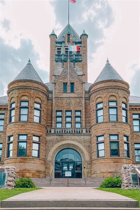11 Best Places In Iowa To Visit - Booboone.com