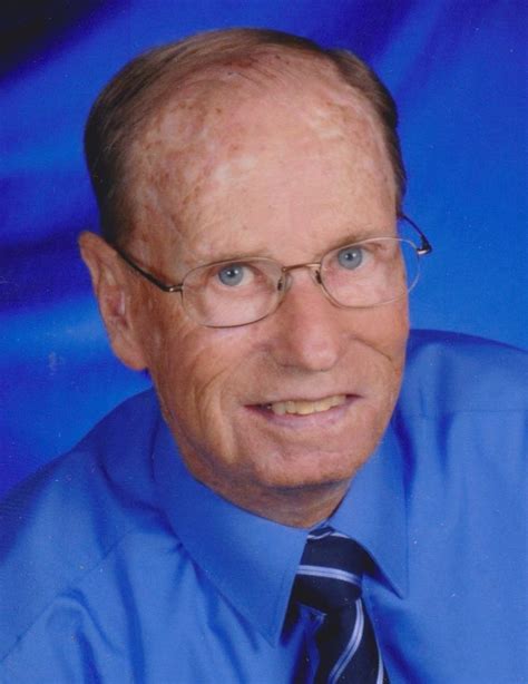 Larry D Abel - 2017 - Lindstrom Funeral Homes