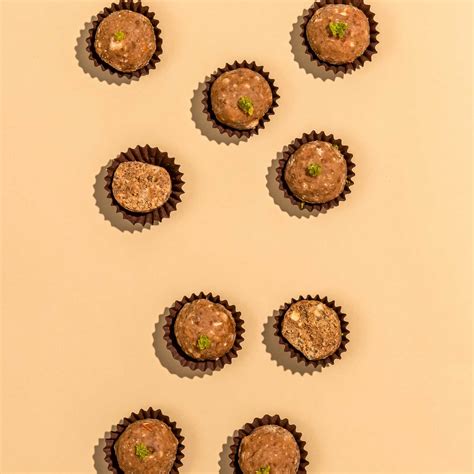 Buy Healthy Ladoo Online | Mishtaa Gond Ladoo | SelfCare