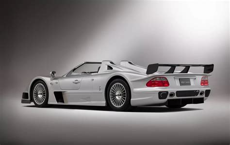 Oto 10 najdroższych samochodów roku 2023. Te aukcje zrobiły wrażenie ...