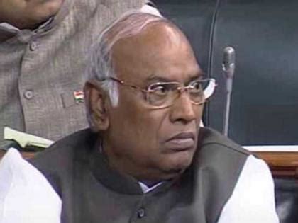 तेलंगाना विधानसभा चुनावः भारत राष्ट्र समिति को झटका, पूर्व सांसद रेड्डी ...