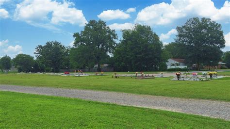 Bath-Naylor Funeral Home & Crematory - Pittsburg, KS