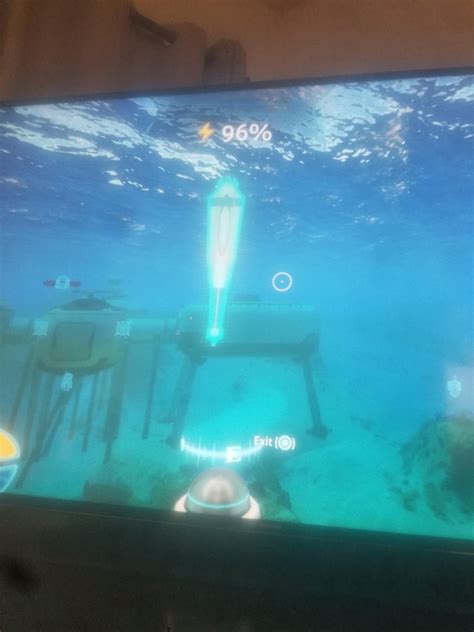 what does this mean? (there a blinking red light at the end of the fin ...