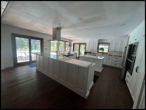 picking paint colors for open floor plan