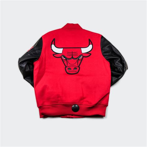 Pro Standard Chicago Bulls Varsity Jacket Red | Chicago City Sports
