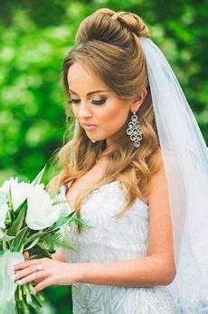 Wedding Hairstyles For Hair Half Up With Veil by 37 Half Up Half Wedding Hairstyles Anyone Would Wedding Hairstyles For Hair Half Up With Veil