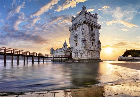 https://lisbonguide.org/wp-content/uploads/2019/07/Lisbon_Tours_Belem_Tower-1.jpg