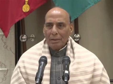 'Dream big, but don't let them weigh you down': Rajnath Singh exhorts ...