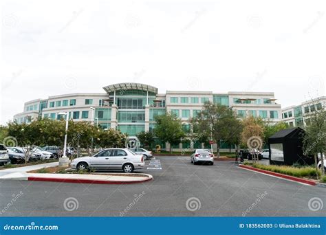 Infinite Loop Street 的图像结果