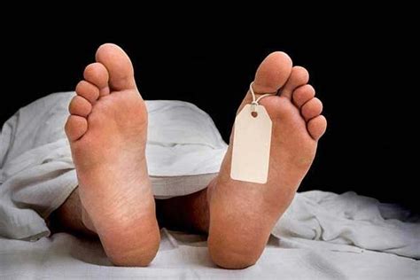 2 kids die in family suicide pact in Bodi, Mom, girl battle for life