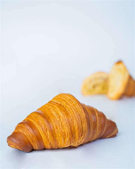 Butter Croissant – Patisserie Victoria