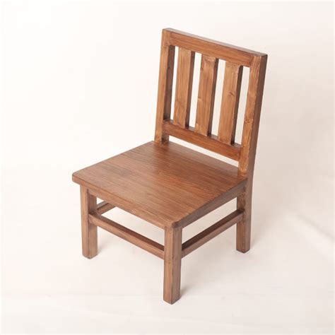 Sleek Baby Chair Prop – Modern Design for Baby Photoshoots – whiteihf