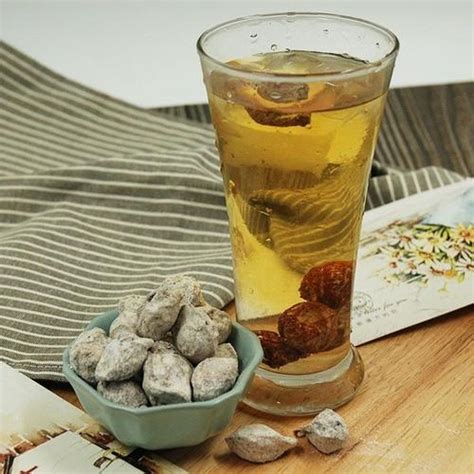 【梅子红茶】梅子红茶如何喝_喝梅子红茶的好处与功效_绿茶说