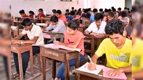 RAS Mains Exam: राजस्थान के 5 जिलों में 2666 स्टूडेंट्स ने छोड़ी आरएएस ...