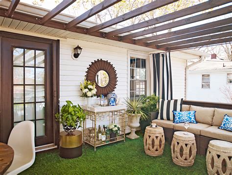 Small Deck Decorating Ideas