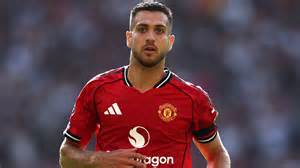 Diogo Dalot pulls out of Portugal squad to add to Man Utd woes after ...