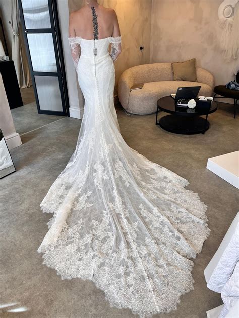 Martina Liana, 1752 Sample Wedding Dress Save 42% - Stillwhite