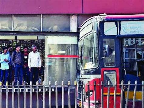 Six bus stops along Nagar Road BRTS to be shifted for Metro work | Pune ...