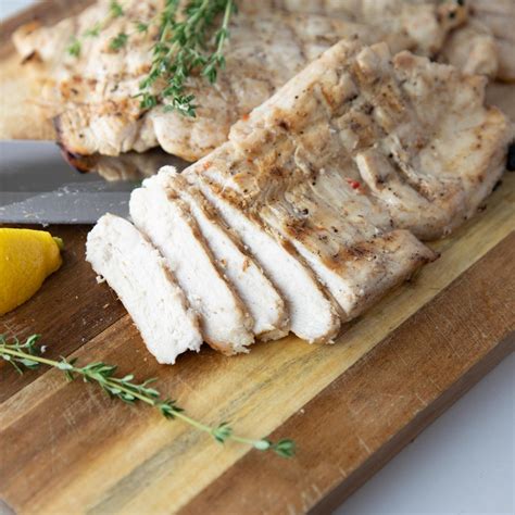 Cooked Chicken Breast Cut