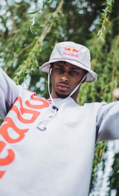 StalaMuerte: Red Bull Dancer profile