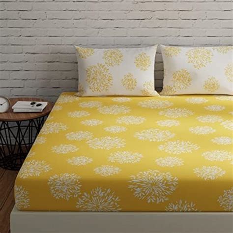 HUESLAND by Ahmedabad Cotton 144 TC Bedsheet for King Size Bed with 2 ...
