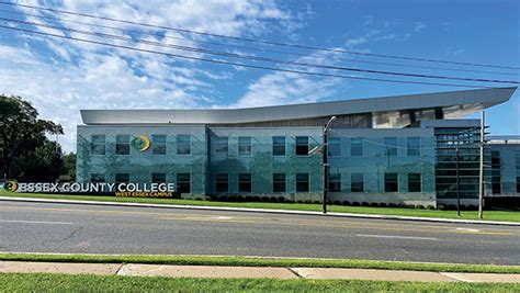Bendheim Rainscreen Used in NJ College’s Newest Building | Glass Magazine