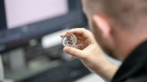 Bridge-type coordinate measuring machines from ZEISS | Fast and precise