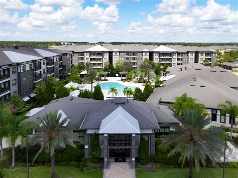 1, 2, & 3-Bedroom Apartments in Bradenton, FL