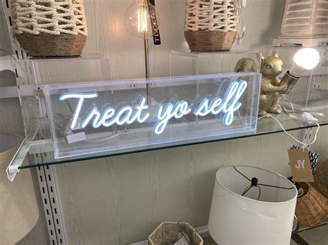 Found in a TJ Maxx : r/unexpectedpawnee